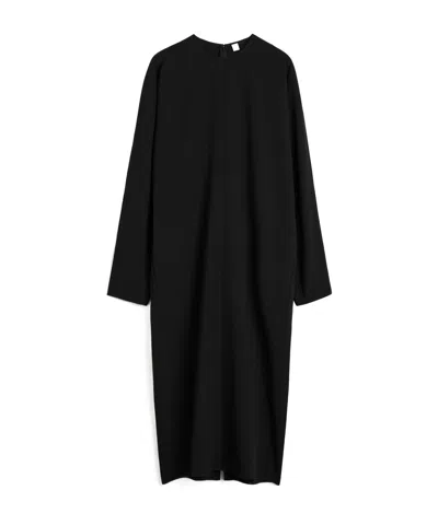 Totême Round-neck Dress In Black