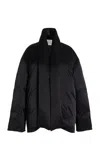 Totême Satin Puffer Jacket In Black