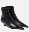 Totême Toteme Sharp 50 Leather Ankle Boots In Black