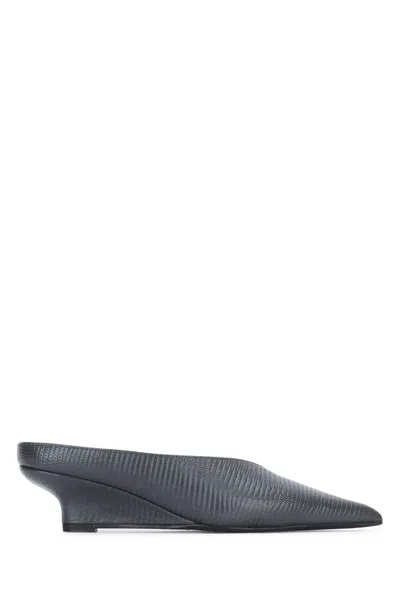 Totême Sharp Lizard-embossed Wedge Mules In Darkgrey