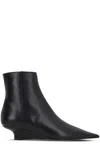 Totême Toteme Sharp 50 Leather Ankle Boots In Black