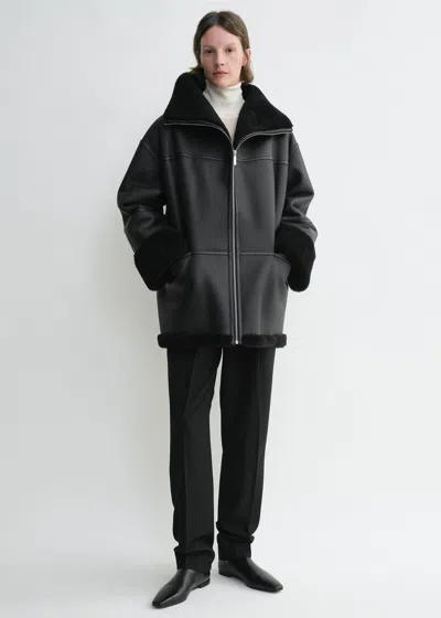 Totême Womens Toteme Signature Relaxed-fit Shearling Jacket In Black