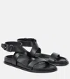 Totême Toteme Flat Sandals In Schwarz