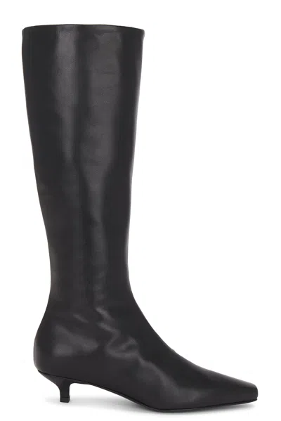 TOTÊME THE SLIM KNEE HIGH BOOT