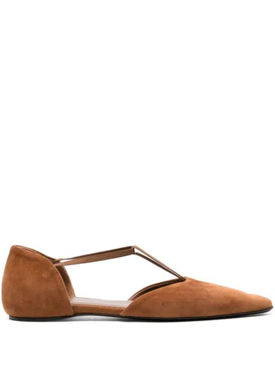 Totême The T-strap Flat Tan In Brown