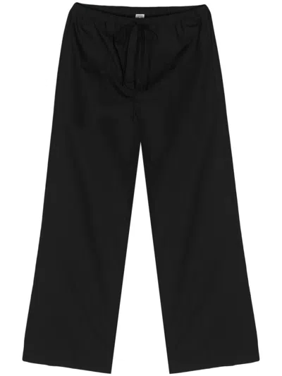 Totême Mid-rise Straight-leg Trousers In Black