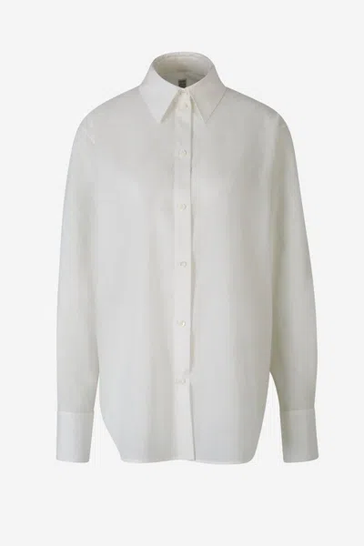 Totême Long-sleeved Buttoned Shirt In White