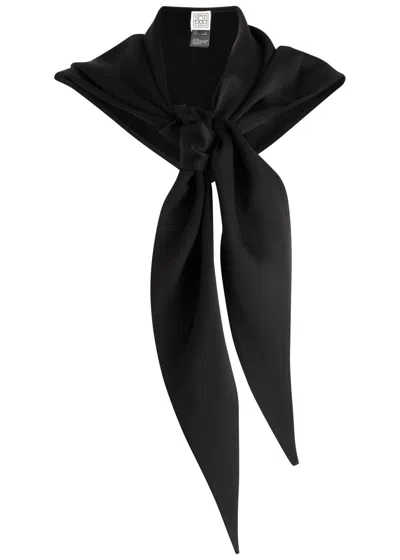 Totême Toteme Satin Scarf In Black