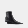 Totême Toteme Sharp 50 Leather Ankle Boots