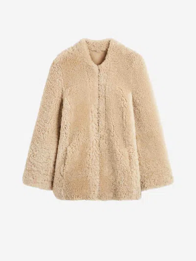 Totême Cinched Lamb Shearling Jacket In Straight Hook Closure