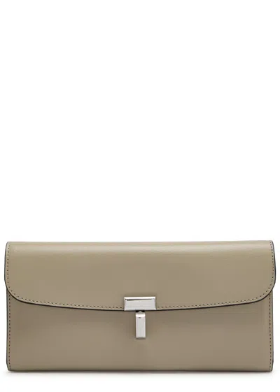 Totême Toteme T-lock Leather Wallet In Neutral