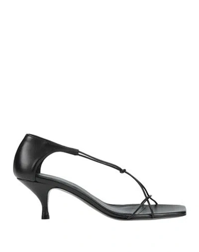 Totême The Knot Leather Sandals In Black