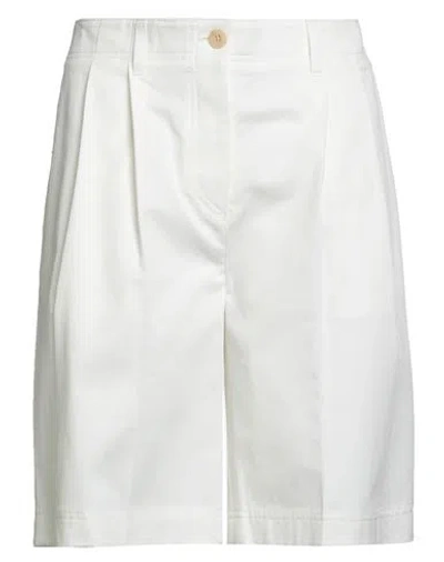 Totême Toteme Woman Shorts & Bermuda Shorts White Size 6 Organic Cotton