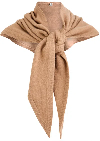 Totême Toteme Wool And Cashmere-blend Scarf In Camel
