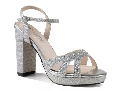 Touch Ups By Benjamin Walk Ava Platform Sandal In Silver
