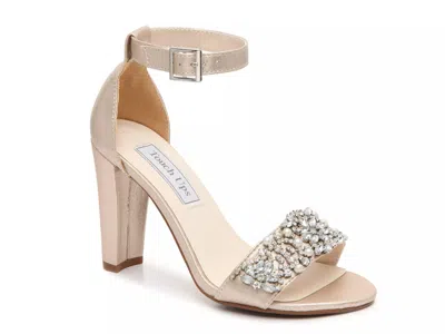 Touch Ups By Benjamin Walk Felicity Sandal In White