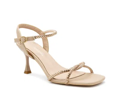Touch Ups By Benjamin Walk Sunny Sandal In Gold