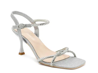 Touch Ups By Benjamin Walk Sunny Sandal In Silver