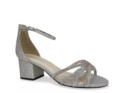 Touch Ups By Benjamin Walk Zoey Sandal In Silver
