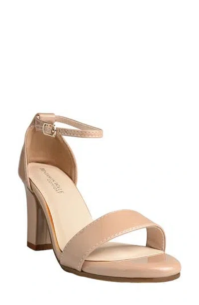Touch Ups Maddox Block Heel Sandal In Beige