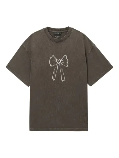 Tout A Coup Bow Print T-shirt In Brown