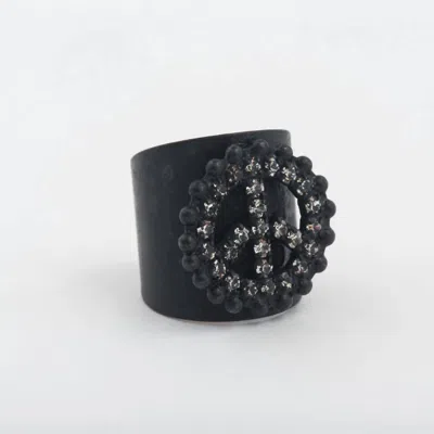 Tova Peace Out Ring In Smutt In Black
