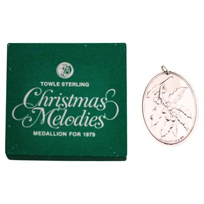 Pre-owned Towle Silversmiths 1979 Towle Sterling “christmas Melodies” Medallion In Silver