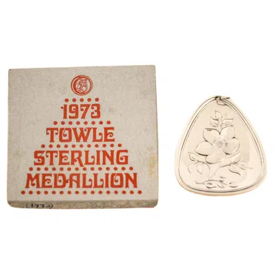 Pre-owned Towle Silversmiths Sterling Silver “three French Hens” Christmas Ornament In Sand