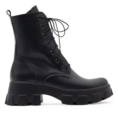 Traces Of Heels Women's Stryde Combat Boots In Black Leather