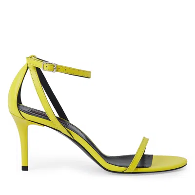 Traces Of Heels Women's Yellow / Orange La Chica Rebela Sandals In Yellow Leather In Yellow/orange