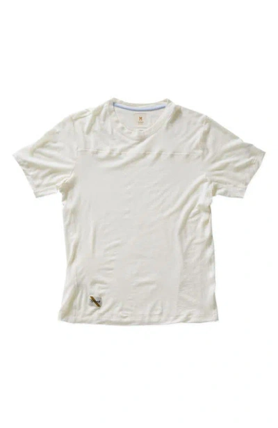 Tracksmith Harrier Tee In Ivory