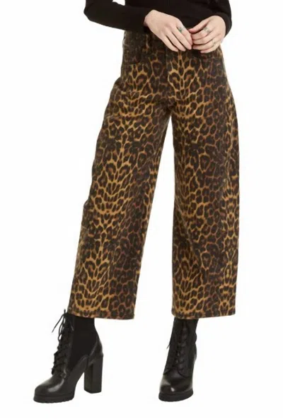 Tractr Leopard Print Barrel Crop Pants In Brown In Animal Print