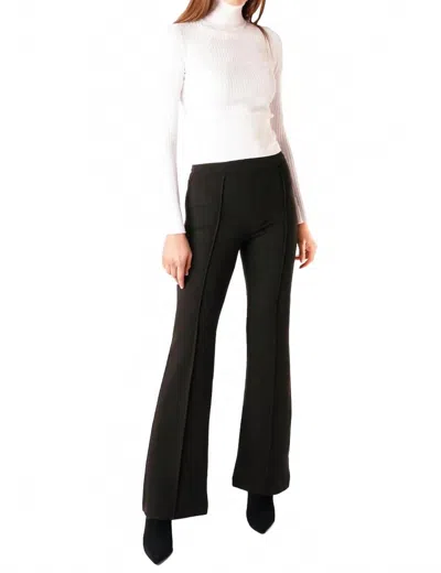 Tractr Women's Front Seam Ponte Pants In Black
