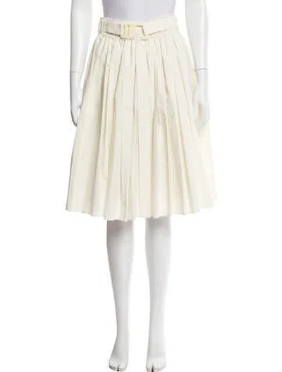 Pre-owned Trademark Knee-length Skirt In White