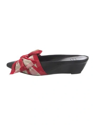 Pre-owned Trademark Leather Plaid Print Mules In Red