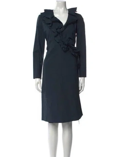 Pre-owned Trademark V-neck Knee-length Dress In Blue