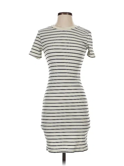 Pre-owned Trafaluc By Zara Casual Dress In White