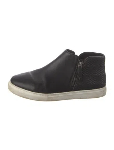 Pre-owned Trask Leather Graphic Print Sneakers In Black
