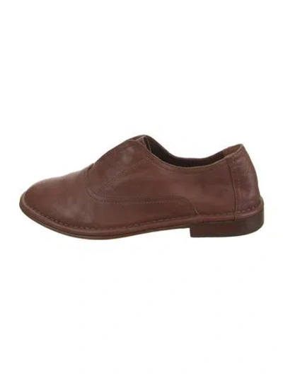 Pre-owned Trask Leather Oxfords In Brown