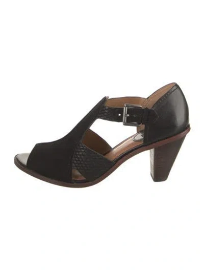 Pre-owned Trask Leather T-strap Pumps In Multi