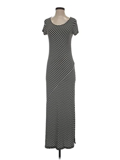 Pre-owned Travelers By Chico's Casual Dress In Gray