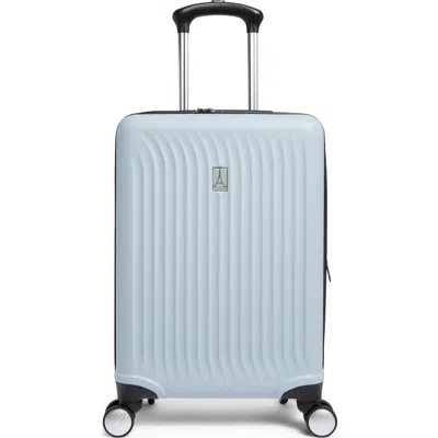 Travelpro Flightpro 20-inch Expandable Hardside Spinner Suitcase In Powder Blue Matte