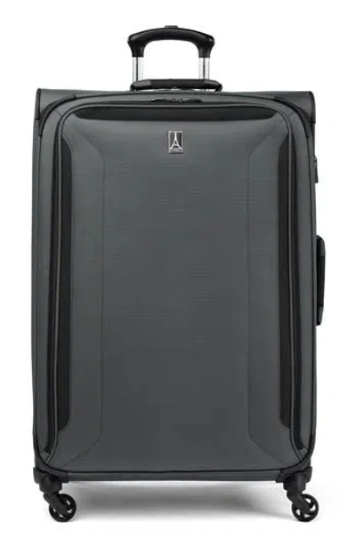 Travelpro Pilot Air 2 29-inch Expandable Spinner Luggage In Black