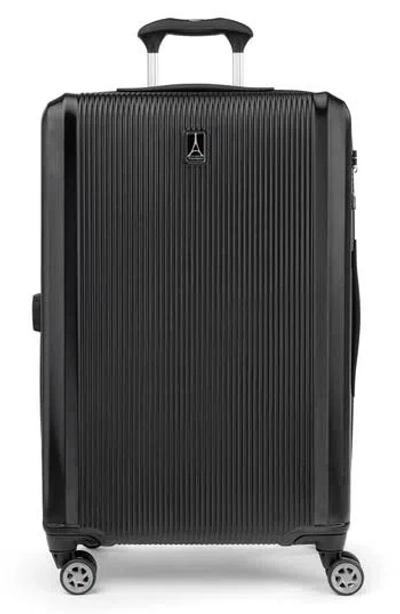 Travelpro Walkabout 6 Medium Check In Expandable Spinner Suitcase In Black