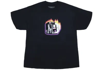 Pre-owned Travis Scott Men's  Astroworld Tour Burning Train Barclays Tee Shirt In Black