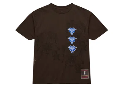Pre-owned Travis Scott X Mitchell & Ness Kentucky Wildcats Seal T-shirt In Brown