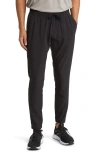 Travismathew 2.0 Travel Pants In Black