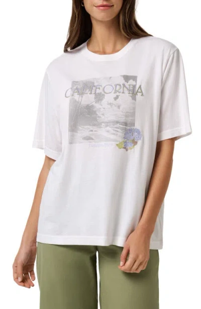 Travismathew California Boyfriend Graphic T-shirt In White