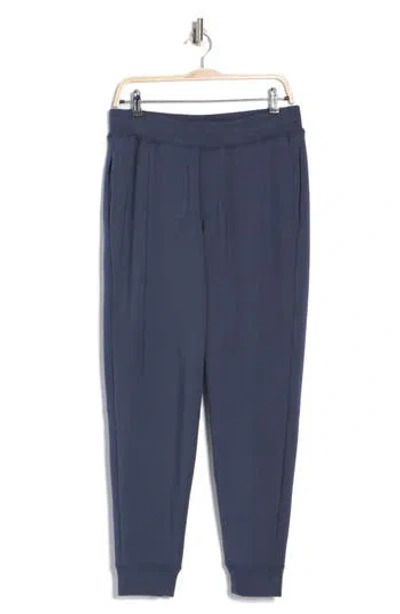 Travismathew Cloud 2.0 Pants In Mood Indigo