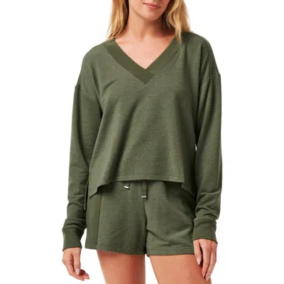 Travismathew Cloud French Terry Pullover Sweatshirt In Heather Clover